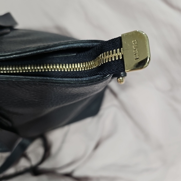 Gucci Bamboo Tassel Tote Bag / Cross Body - Picture 8 of 13